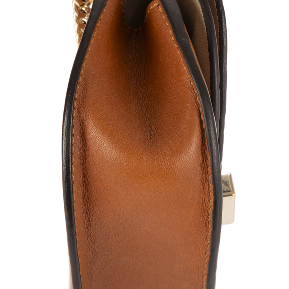 Chloé Georgia - Picture 7 of 11